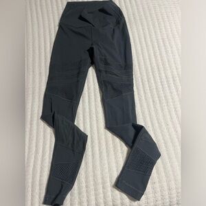 Lululemon Wunder Under